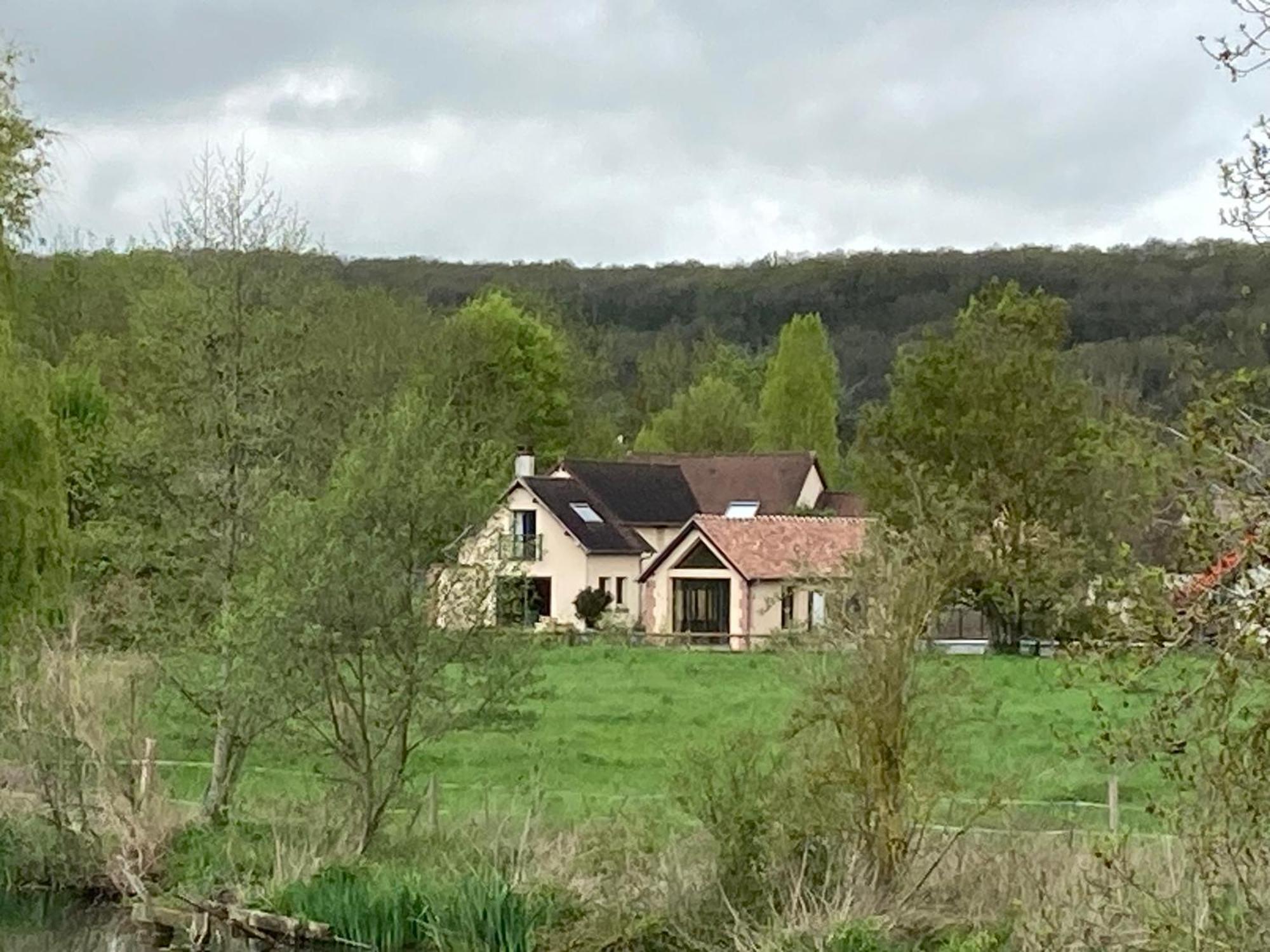 Cote Riviere Apartment Ezy-sur-Eure ภายนอก รูปภาพ